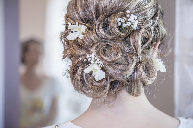 How to Wear Your Hair: Bridal Hair Edition
