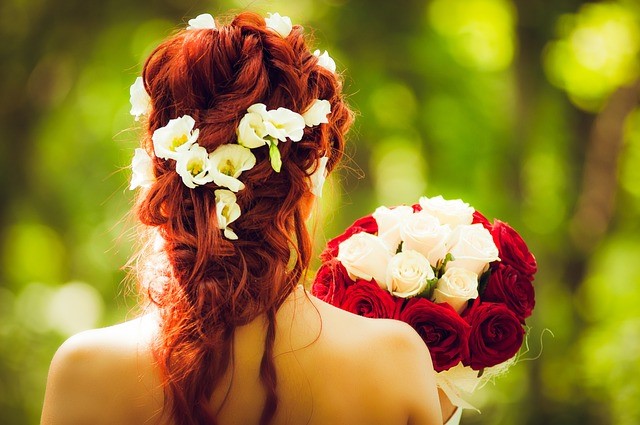 How to Wear Your Hair: Bridal Hair Edition